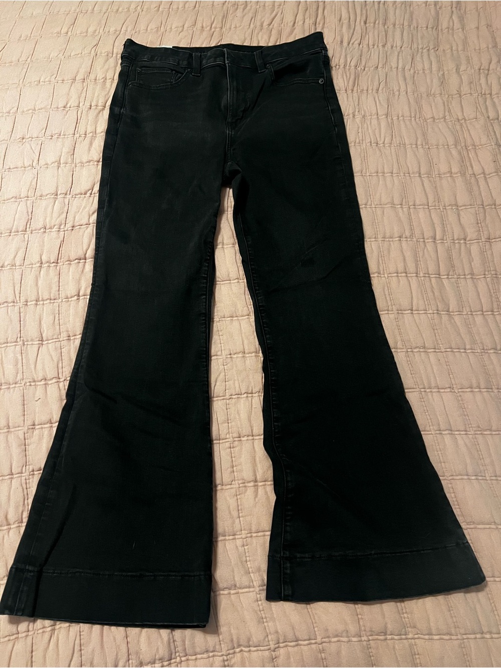 AE Super High-Waisted Flare Jean Black - Picture 4 of 7